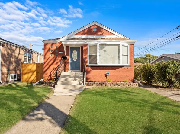 7743 S Central Park Ave, Chicago, IL 60652