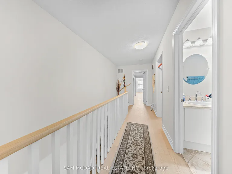 95 Kerr St W #2 — Photo 19