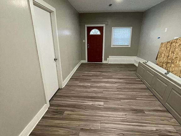 2nd image of 1106 S Senate Ave Unit B