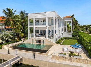 3590 Crystal View Ct, Miami, FL 33133