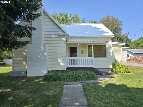 2804 N Birch St, La Grande, OR 97850