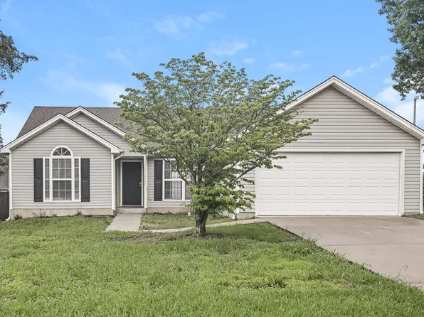416 Lake Forest Dr, La Vergne, TN 37086