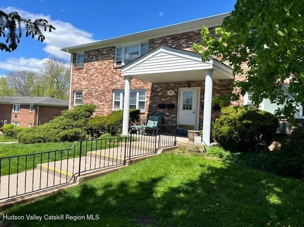 136 N Chestnut Street #16a, New Paltz, NY 12561