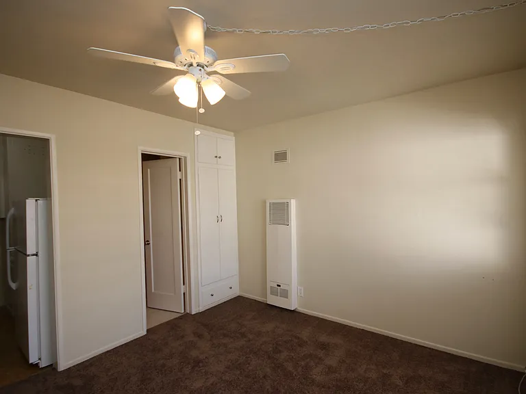 30 N 1st St #8 — Photo 5