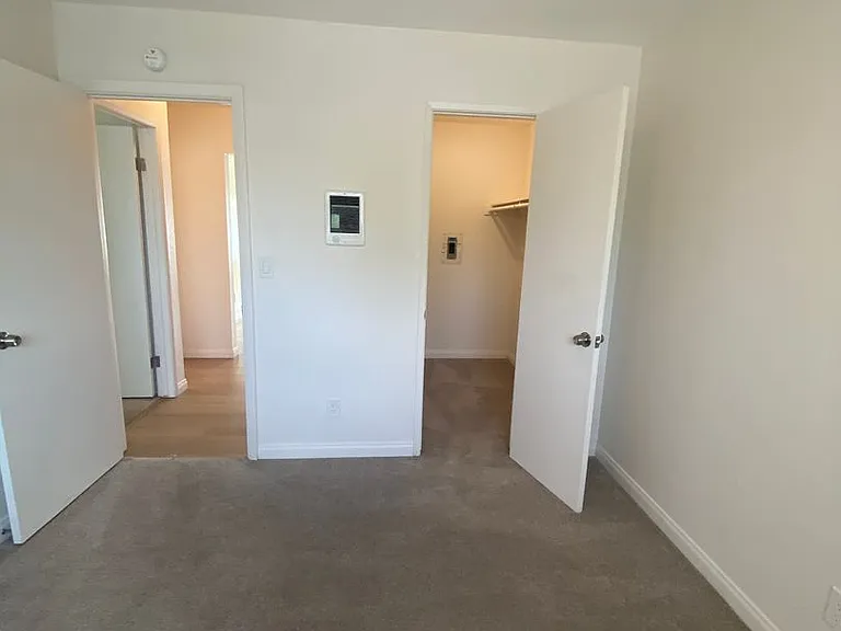 4437 McClintock St #8 — Photo 6