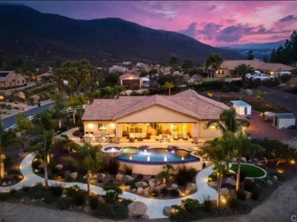 2893 Overland Psge, Alpine, CA 91901