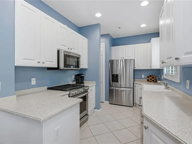 3995 Deer Crossing Ct #201 — Photo 4