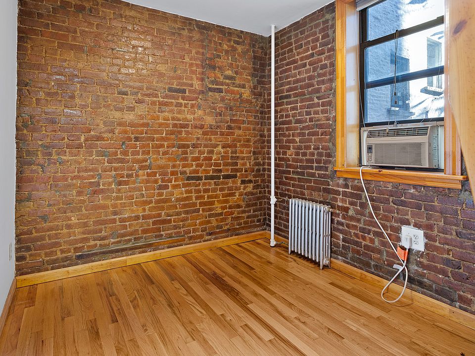 1st image of 110 Mac Dougal St #12R