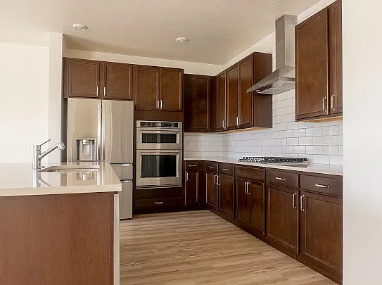717 West Lyra Street - 717 — Photo 2