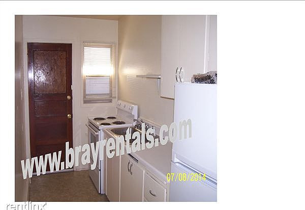 1151 Belford 32 kitchen watermarked