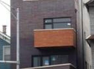 614 N Ogden Ave #3, Chicago, IL 60622