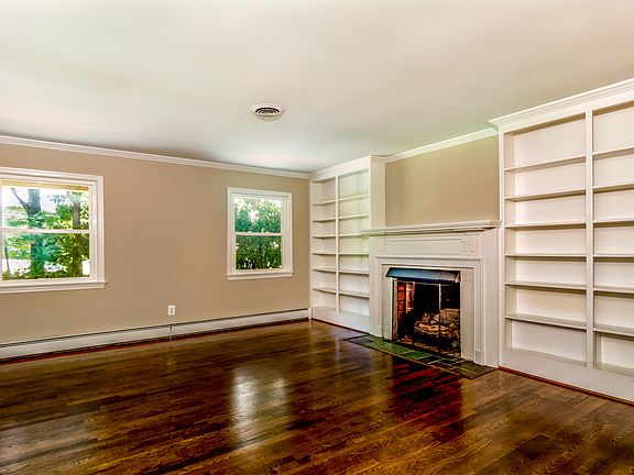 Living Rm/Family Room