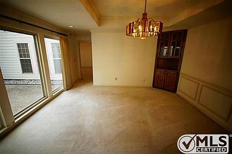 4th image of 3480 Courtyard Cir