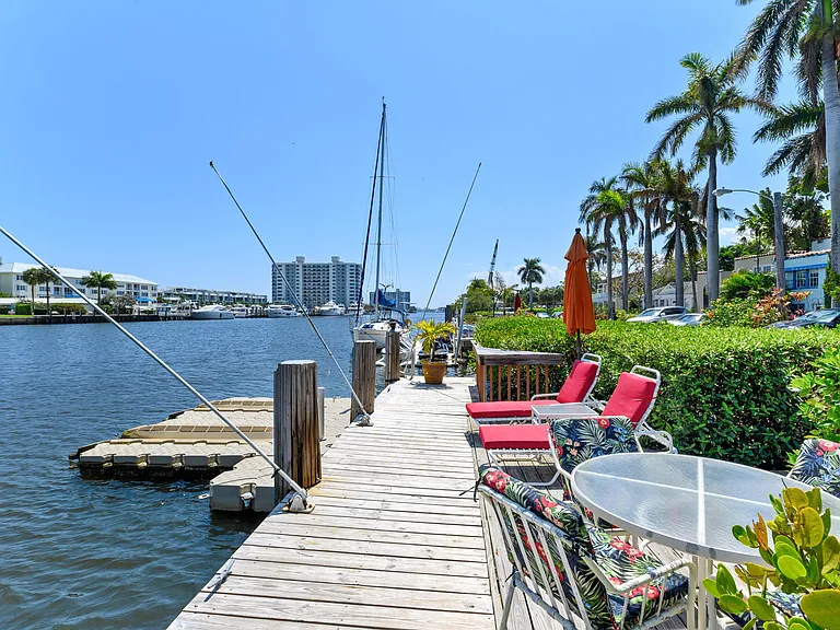 24 Marine Way — Photo 18