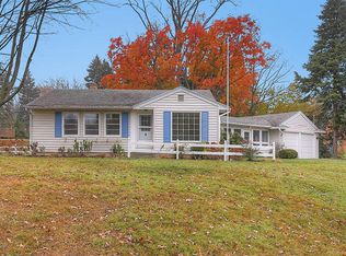 2643 Burritt St NW, Grand Rapids, MI 49504
