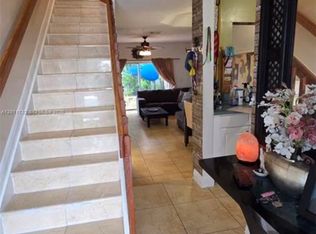 8300 NW 12th St #1, Miami, FL 33126