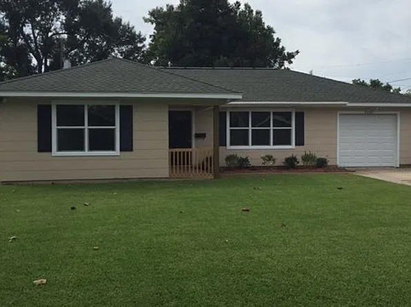 2308 Gary Ave, Nederland, TX 77627
