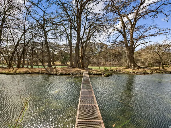 12 Cold Springs River Drive, Rio Frio, TX 78879