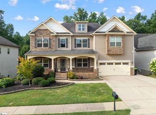 132 Creek Shoals Dr, Simpsonville, SC 29681