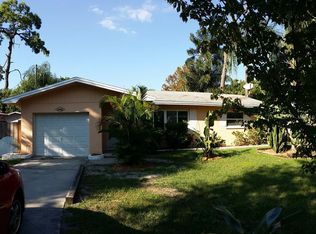 1952 Pinehurst Dr, Clearwater, FL 33763