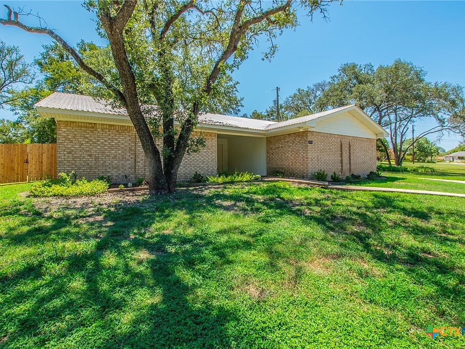 1st image of 3019 Summit Dr