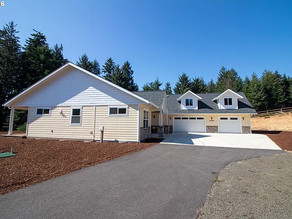 3rd image of 83594 Sauter Dr