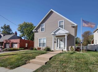 711 N 22nd St, Quincy, IL 62301