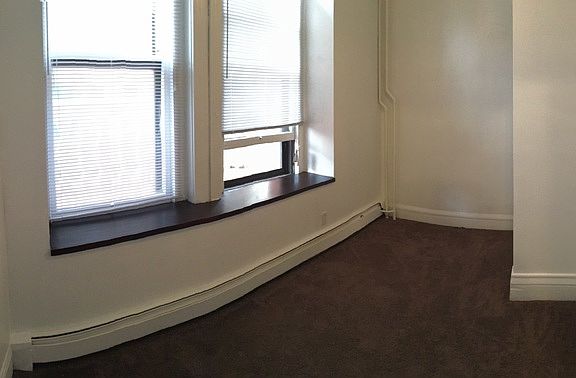 3rd image of 538 Saint Peter St APT 305