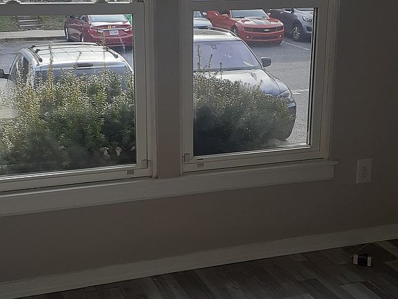 5th image of 11320 Kettering Cir