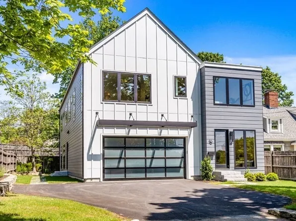 16 Eldridge Ct, Hingham, MA 02043