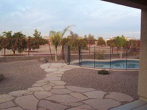 Flagstone walk from patio