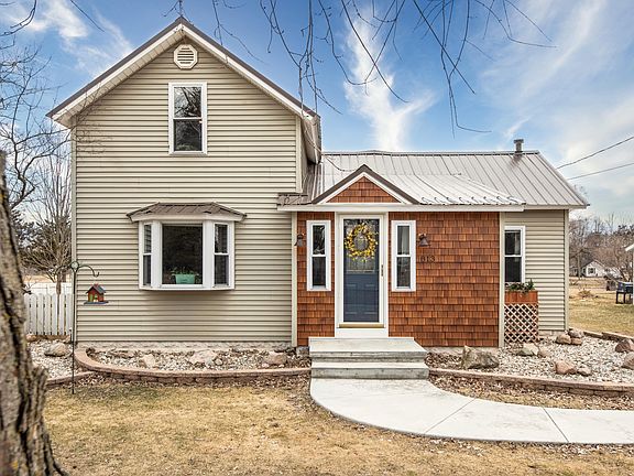 5th image of 813 Bjornson St