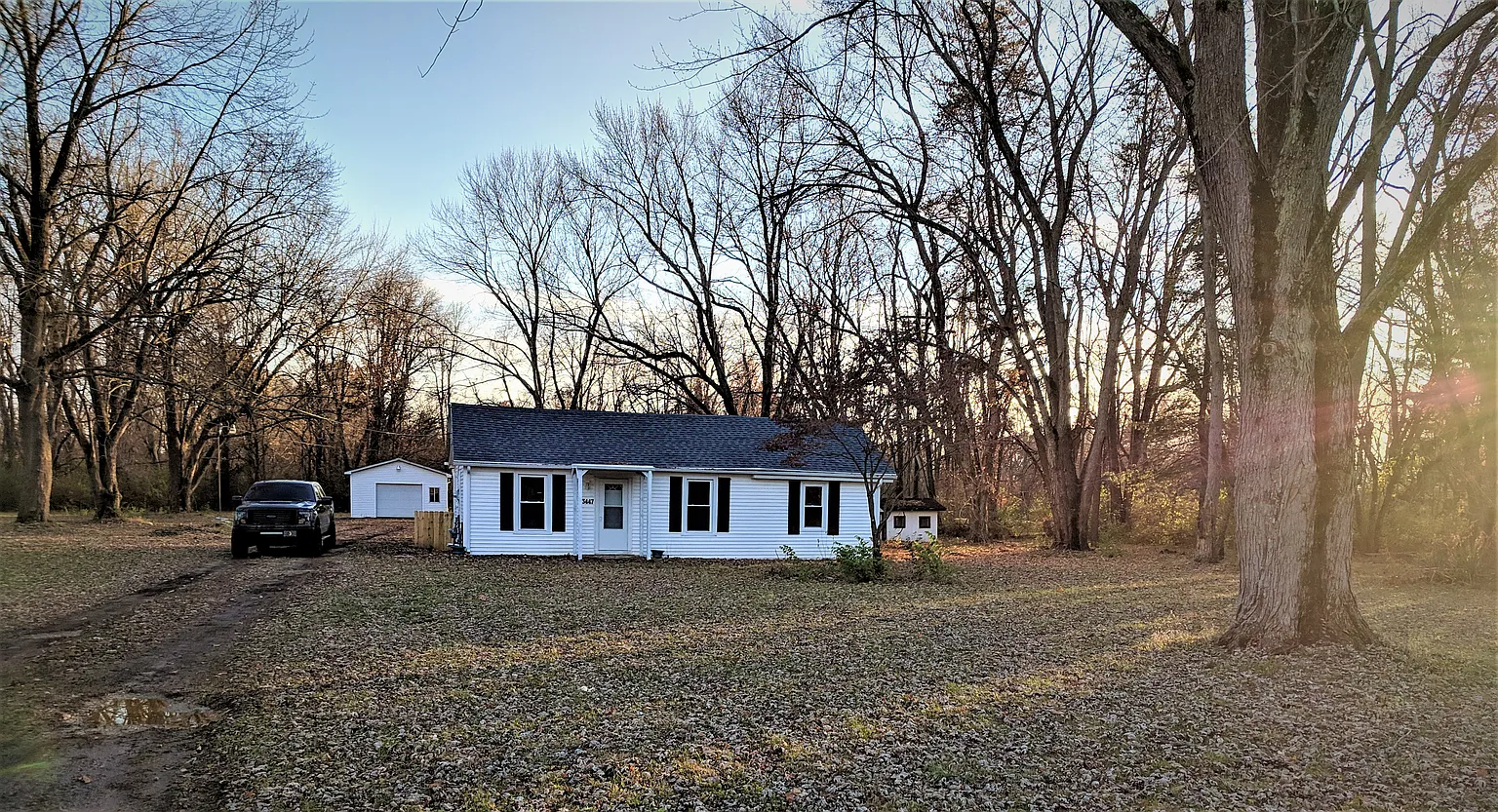 3447 E Crystle Ave photo 1