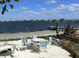 2 Intracoastal Way, Lake Worth, FL 33460