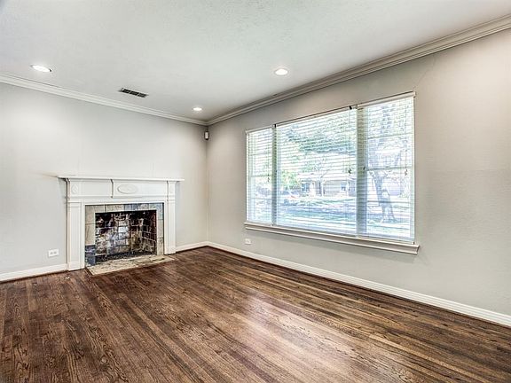 3rd image of 9881 Mixon Dr