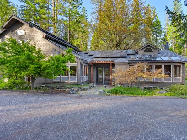 13253 N Meadow View Dr, Grass Valley, CA 95945