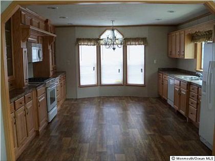 3rd image of 1216 Anvil Way