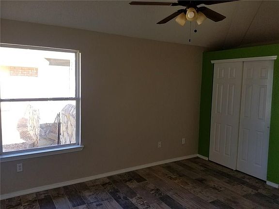 3rd image of 1052 Dona Beatriz Cir