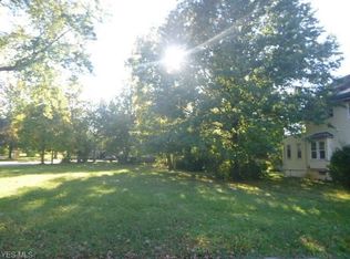 Robindale Ave, WICKLIFFE, OH 44092