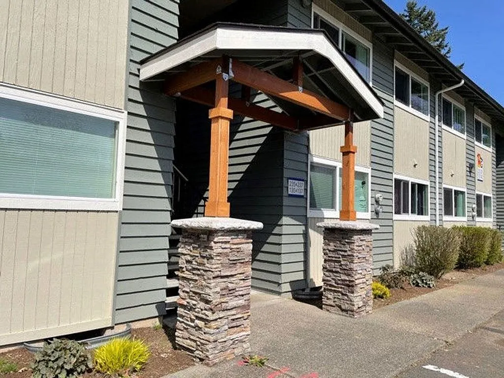 Royal Greens Apartments — Photo 4
