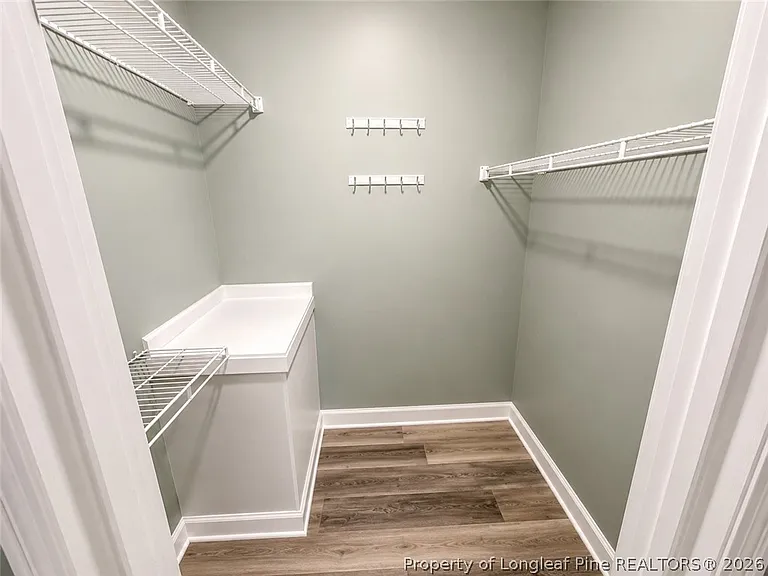 2543 Painters Mill Dr — Photo 16
