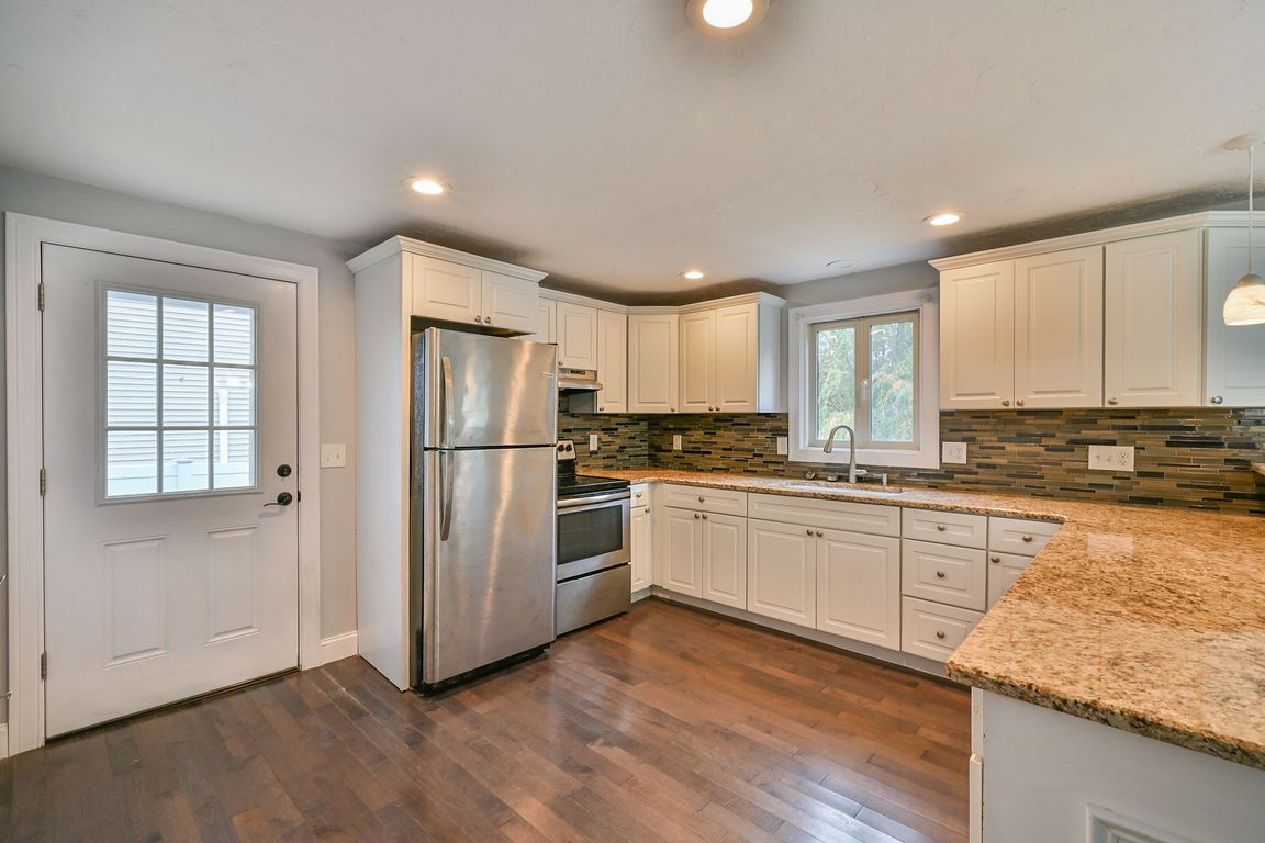 next background image