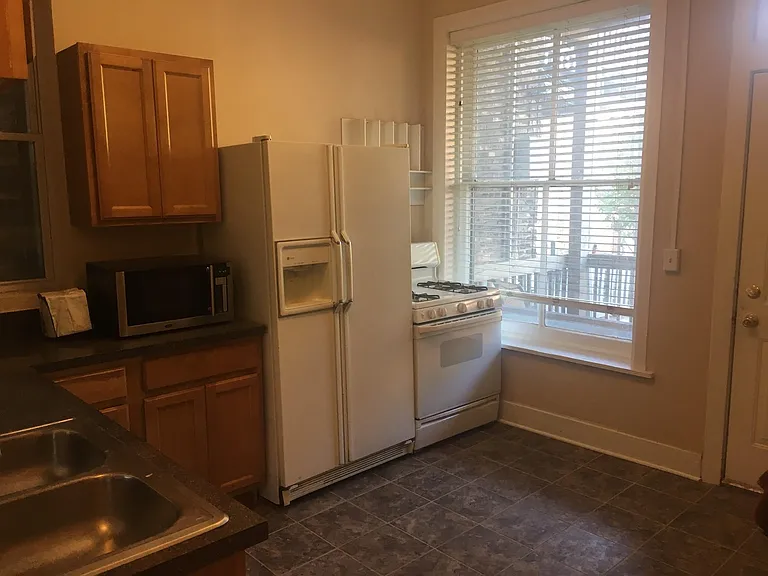 2241 N Seminary Ave #1 — Photo 18