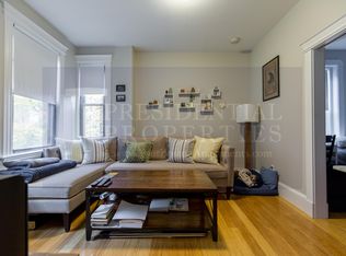 37 Myrtle St #4, Boston, MA 02114