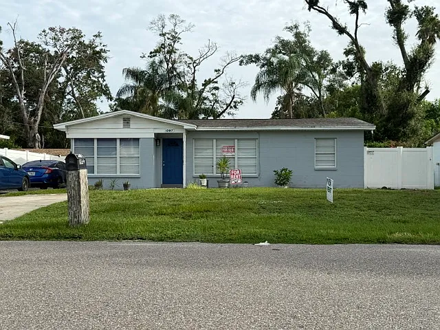 1307 W Hollywood St — Photo 1