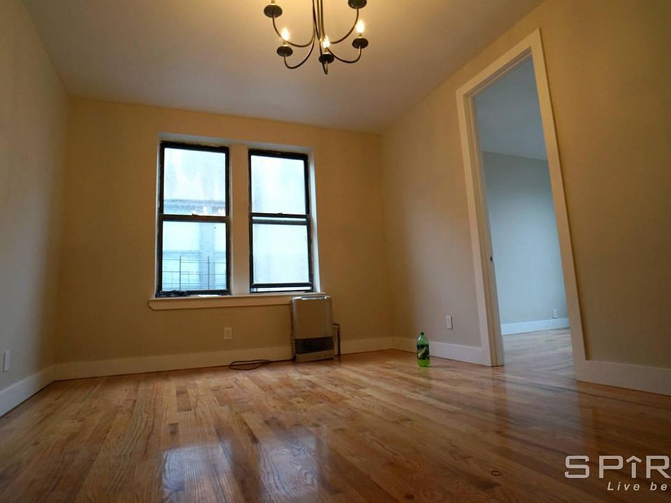 2nd image of 252 N 6th St APT 15