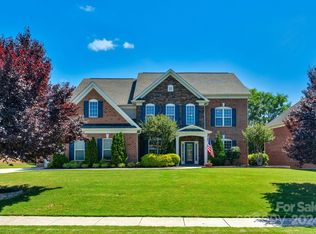 2707 Creek Manor Dr, Waxhaw, NC 28173