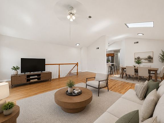 3rd image of 68 Lincoln St Floor 2