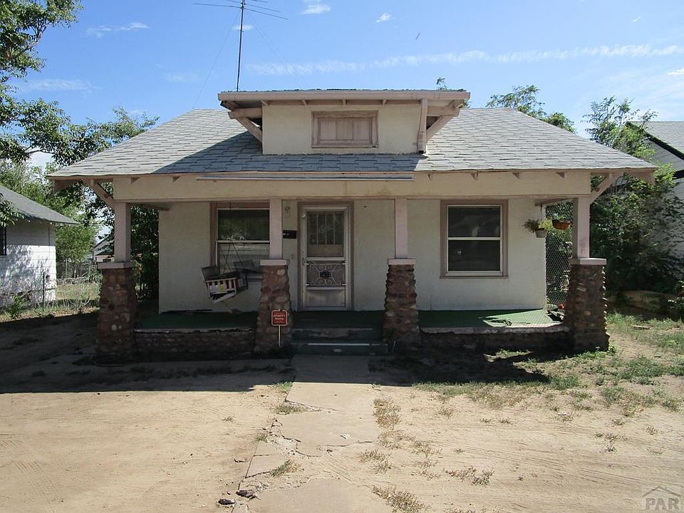 1st image of 1620 E 10th St