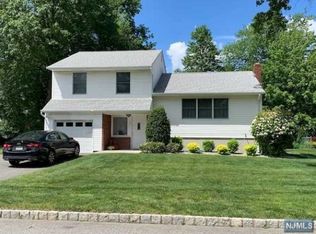 62 Walnut St, Little Falls, NJ 07424